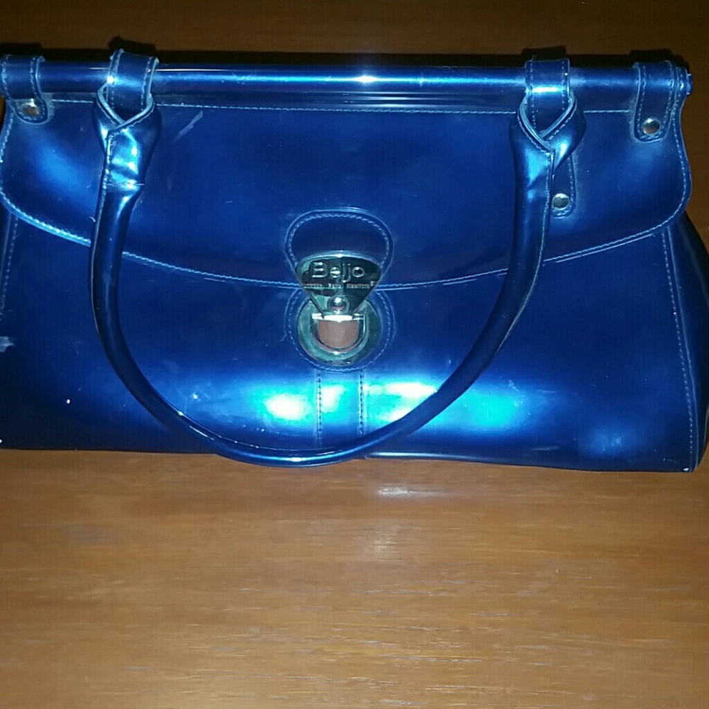Beijo Purse
